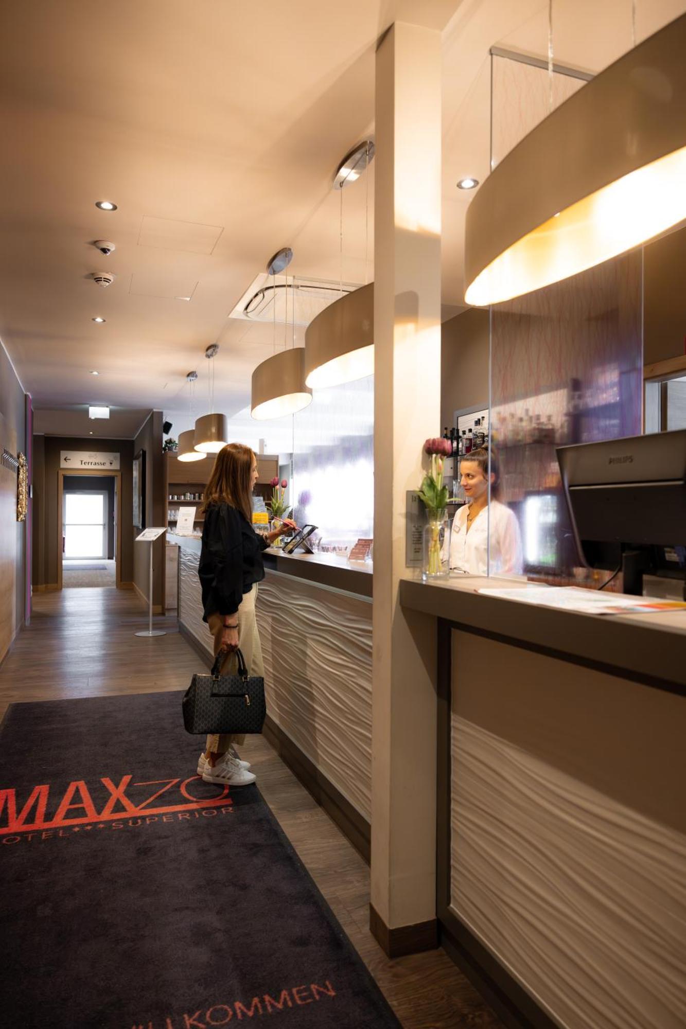 Hotel Junior By Max 70 Salzburgo Exterior foto